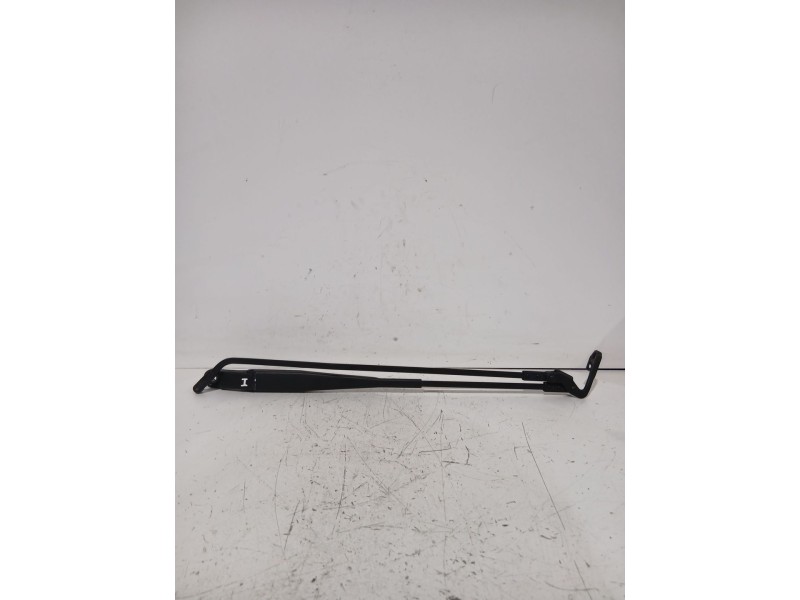 Recambio de brazo limpia delantero izquierdo para peugeot 107 (pm_, pn_) 1.4 hdi referencia OEM IAM 6405V2  