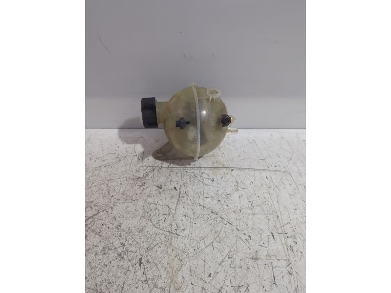 Recambio de deposito expansion para peugeot 107 (pm_, pn_) 1.4 hdi referencia OEM IAM 1323G1  