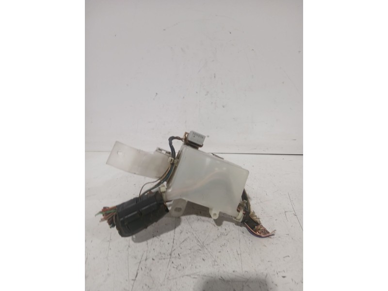 Recambio de caja reles / fusibles para peugeot 107 (pm_, pn_) 1.4 hdi referencia OEM IAM 7127XA2  