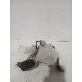 Recambio de caja reles / fusibles para peugeot 107 (pm_, pn_) 1.4 hdi referencia OEM IAM 7127XA2  