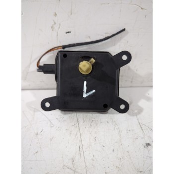 Recambio de motor apertura trampilla para opel astra h sedán (a04) 1.7 cdti (l69) referencia OEM IAM 52431211  