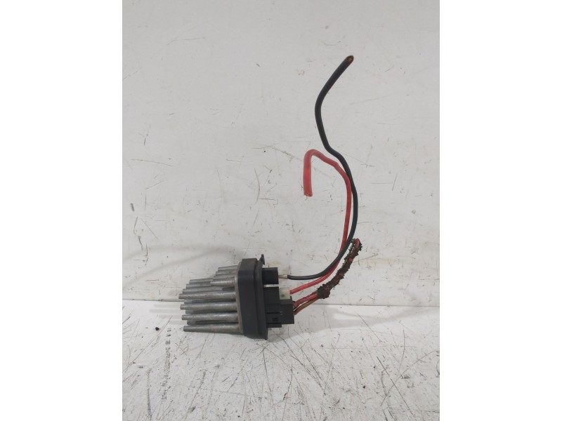 Recambio de resistencia calefaccion para opel astra h sedán (a04) 1.7 cdti (l69) referencia OEM IAM 90566802  