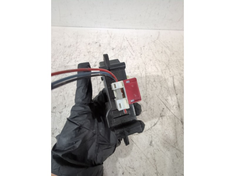 Recambio de motor apertura trampillas para toyota auris (_e15_) 1.6 (zre151_) referencia OEM IAM 1138002800PLS  