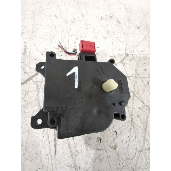 Recambio de motor apertura trampillas para toyota auris (_e15_) 1.6 (zre151_) referencia OEM IAM 1138002800PLS  