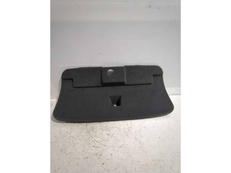 Recambio de guarnecido porton trasero para opel astra h sedán (a04) 1.7 cdti (l69) referencia OEM IAM 94700371  