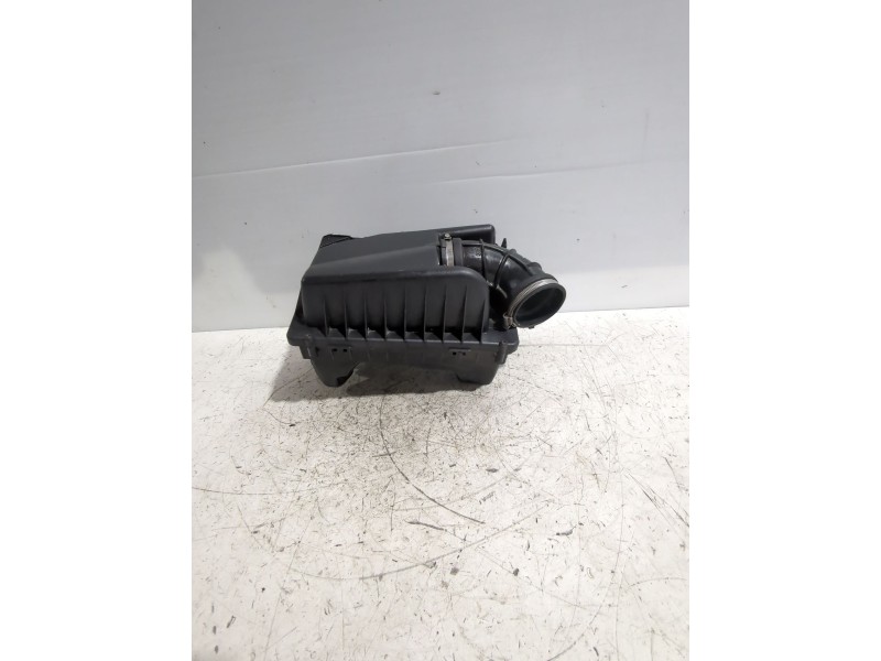 Recambio de caja filtro aire para opel astra h sedán (a04) 1.7 cdti (l69) referencia OEM IAM 13271058  