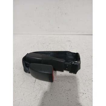 Recambio de enganche cinturon trasero izquierdo para toyota auris (_e15_) 1.6 (zre151_) referencia OEM IAM E034601  