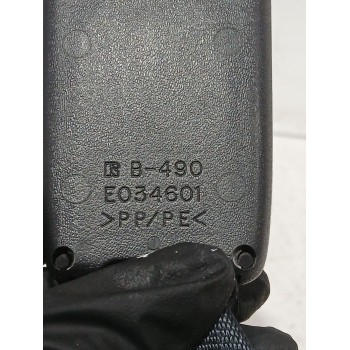 Recambio de enganche cinturon trasero izquierdo para toyota auris (_e15_) 1.6 (zre151_) referencia OEM IAM E034601  
