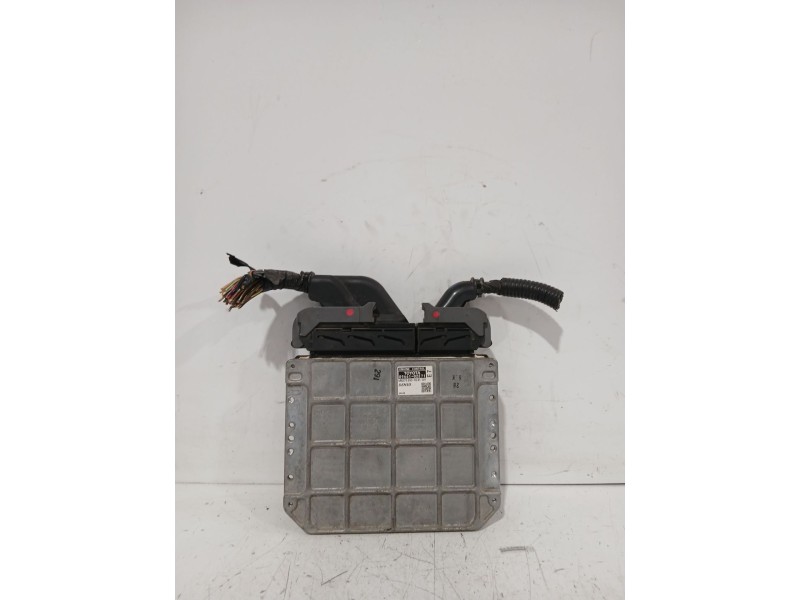 Recambio de centralita motor uce para toyota auris (_e15_) 1.6 (zre151_) referencia OEM IAM 8966102E71  