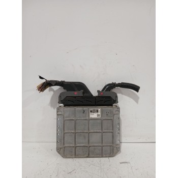 Recambio de centralita motor uce para toyota auris (_e15_) 1.6 (zre151_) referencia OEM IAM 8966102E71  