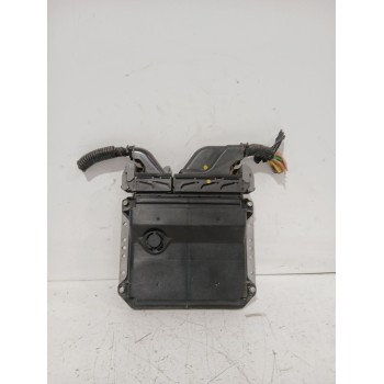 Recambio de centralita motor uce para toyota auris (_e15_) 1.6 (zre151_) referencia OEM IAM 8966102E71  