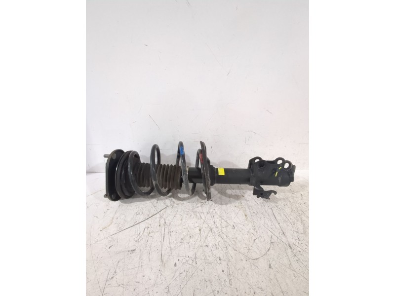 Recambio de amortiguador delantero derecho para toyota auris (_e15_) 1.6 (zre151_) referencia OEM IAM 485108Z097  