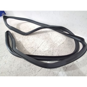Recambio de gomas contorno puerta para toyota auris (_e15_) 1.6 (zre151_) referencia OEM IAM 6231202230 / 6786712150  