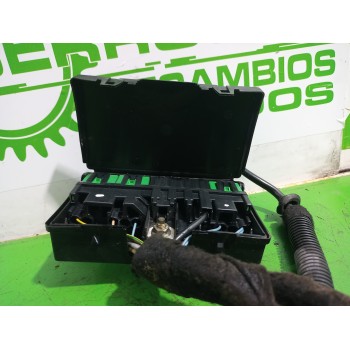 Recambio de caja reles / fusibles para peugeot 307 berlina (s2) 1.6 16v hdi referencia OEM IAM 9632229480  