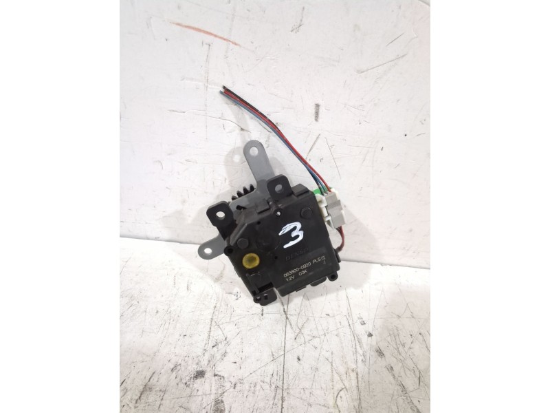 Recambio de motor apertura trampillas para toyota auris (_e15_) 1.6 (zre151_) referencia OEM IAM 0638000920  