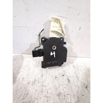 Recambio de motor apertura trampillas para toyota auris (_e15_) 1.6 (zre151_) referencia OEM IAM 113800281  