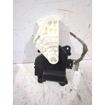 Recambio de motor apertura trampillas para toyota auris (_e15_) 1.6 (zre151_) referencia OEM IAM 113800281  