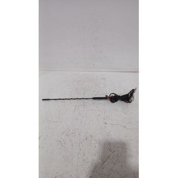 Recambio de antena para toyota auris (_e15_) 1.6 (zre151_) referencia OEM IAM 8630902040  