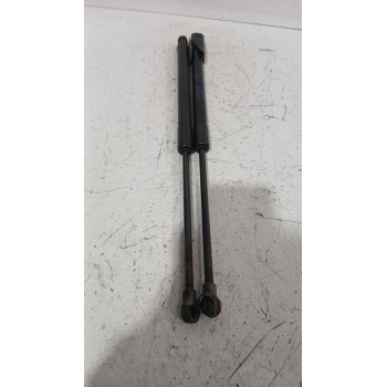 Recambio de amortiguadores maletero / porton para toyota auris (_e15_) 1.6 (zre151_) referencia OEM IAM 6895002091  