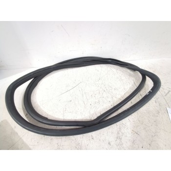 Recambio de gomas contorno puerta para toyota auris (_e15_) 1.6 (zre151_) referencia OEM IAM 6786102250  