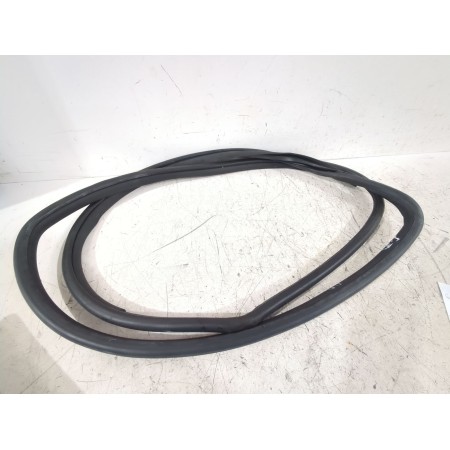 Recambio de gomas contorno puerta para toyota auris (_e15_) 1.6 (zre151_) referencia OEM IAM 6786102250  