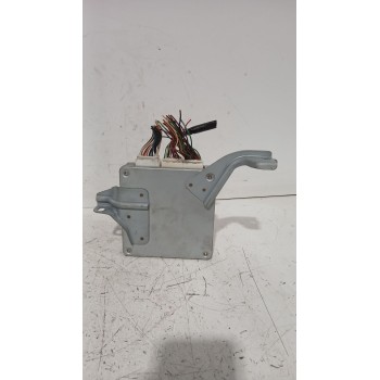 Recambio de centralita motor uce para toyota auris (_e15_) 1.6 (zre151_) referencia OEM IAM 8953012250  