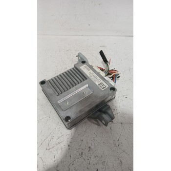 Recambio de centralita motor uce para toyota auris (_e15_) 1.6 (zre151_) referencia OEM IAM 8953012250  