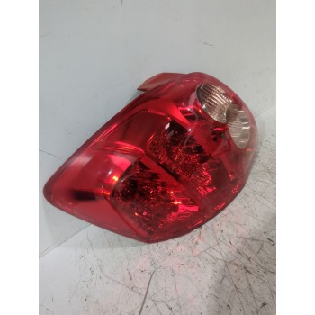 Recambio de piloto trasero izquierdo para toyota auris (_e15_) 1.6 (zre151_) referencia OEM IAM 8156102380  