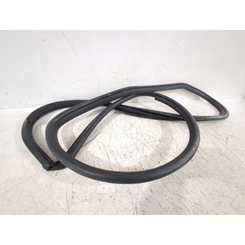Recambio de gomas contorno puerta para toyota auris (_e15_) 1.6 (zre151_) referencia OEM IAM 6231202230  