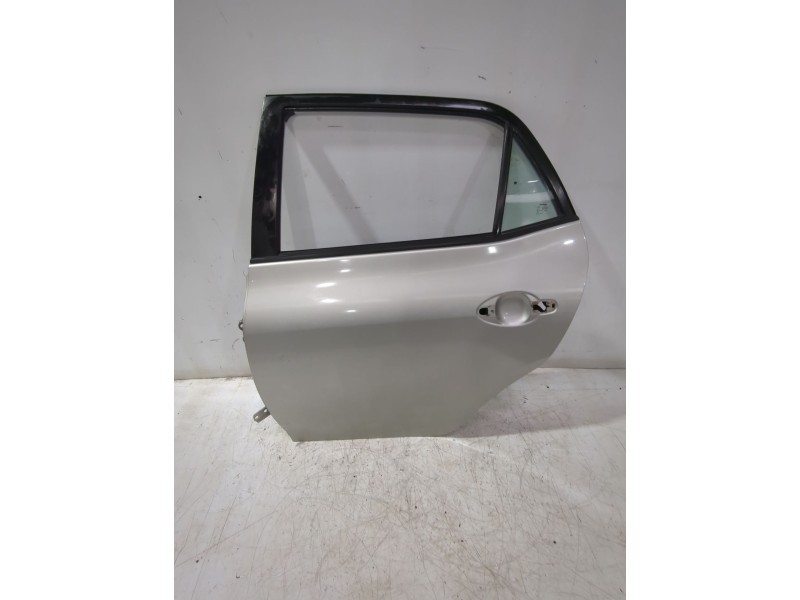 Recambio de puerta trasera izquierda para toyota auris (_e15_) 1.6 (zre151_) referencia OEM IAM 6700402260  