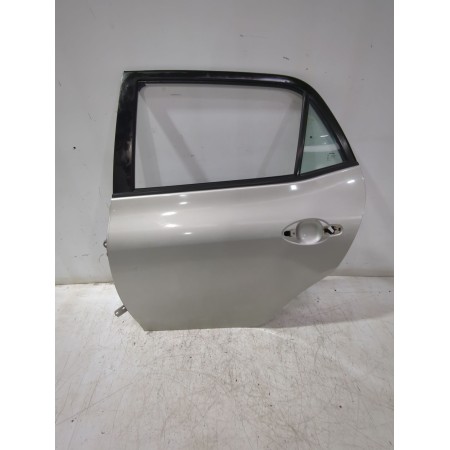 Recambio de puerta trasera izquierda para toyota auris (_e15_) 1.6 (zre151_) referencia OEM IAM 6700402260  
