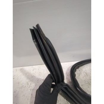 Recambio de gomas contorno puerta para land rover freelander i (l314) 2.0 td4 4x4 referencia OEM IAM LR113846  