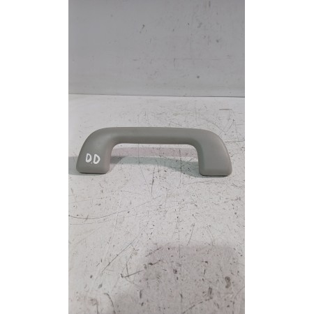 Recambio de asidero techo delantero derecho para toyota auris (_e15_) 1.6 (zre151_) referencia OEM IAM 6746838010  