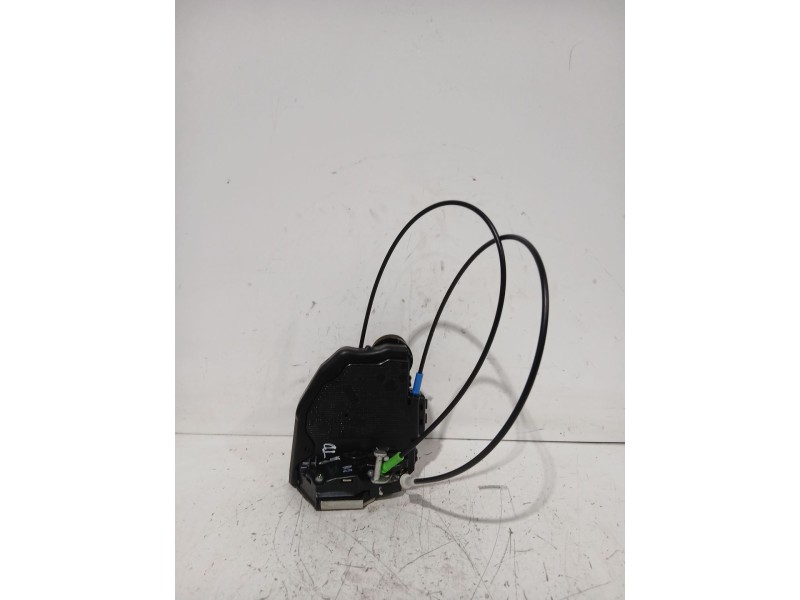 Recambio de cerradura puerta trasera derecha para toyota auris (_e15_) 1.6 (zre151_) referencia OEM IAM 6905002180  