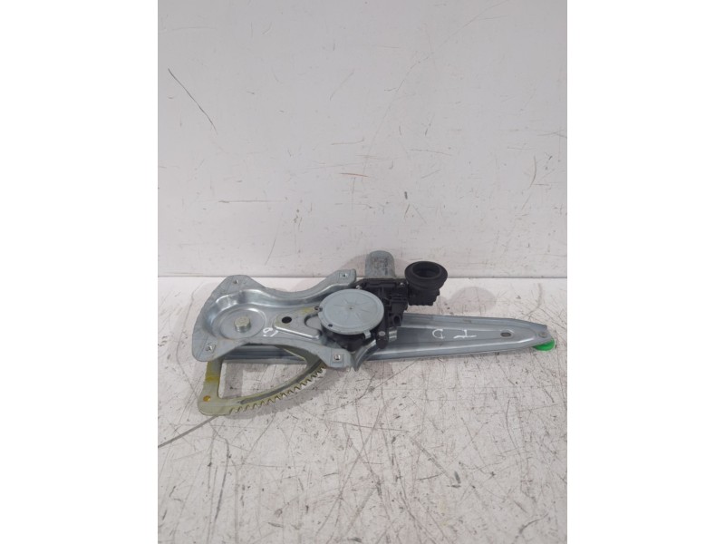 Recambio de elevalunas trasero derecho para toyota auris (_e15_) 1.6 (zre151_) referencia OEM IAM 6983002240  