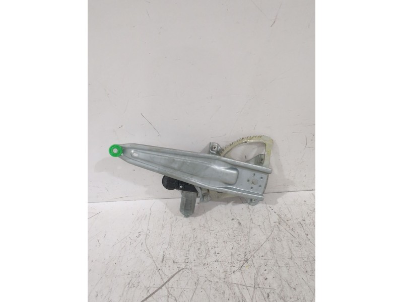 Recambio de elevalunas trasero izquierdo para toyota auris (_e15_) 1.6 (zre151_) referencia OEM IAM 6984002240  