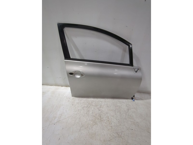 Recambio de puerta delantera derecha para toyota auris (_e15_) 1.6 (zre151_) referencia OEM IAM 6700102260  