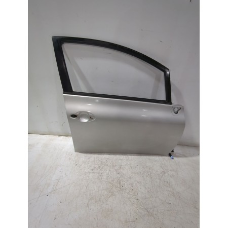 Recambio de puerta delantera derecha para toyota auris (_e15_) 1.6 (zre151_) referencia OEM IAM 6700102260  
