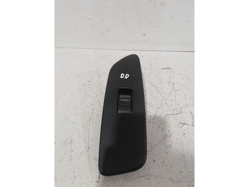 Recambio de mando elevalunas delantero derecho para toyota auris (_e15_) 1.6 (zre151_) referencia OEM IAM 7423102530  