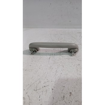 Recambio de asidero techo trasero derecho para toyota auris (_e15_) 1.6 (zre151_) referencia OEM IAM 6746838010  