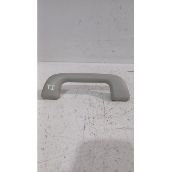 Recambio de asidero techo trasero izquierdo para toyota auris (_e15_) 1.6 (zre151_) referencia OEM IAM 6746838010  