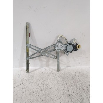 Recambio de elevalunas delantero izquierdo para toyota auris (_e15_) 1.6 (zre151_) referencia OEM IAM 6982002330  