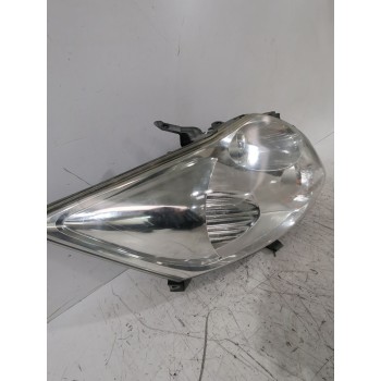 Recambio de faro derecho para toyota auris (_e15_) 1.6 (zre151_) referencia OEM IAM 8113002470  