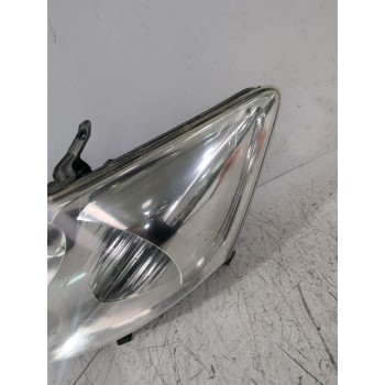 Recambio de faro izquierdo para toyota auris (_e15_) 1.6 (zre151_) referencia OEM IAM 8117002460  