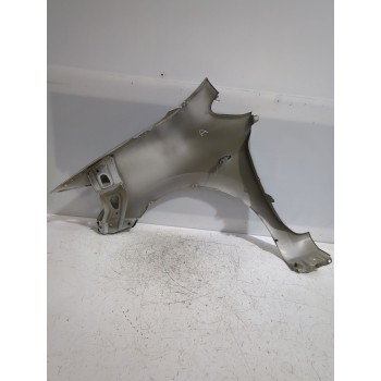 Recambio de aleta delantera derecha para toyota auris (_e15_) 1.6 (zre151_) referencia OEM IAM 5380102100  