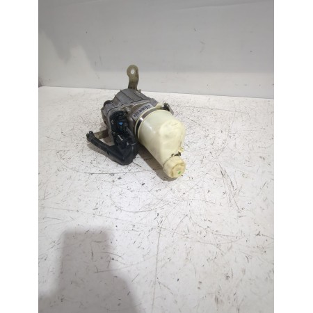 Recambio de bomba servodireccion para opel astra h sedán (a04) 1.7 cdti (l69) referencia OEM IAM 93196804  