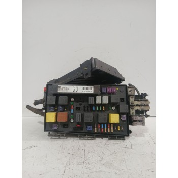 Recambio de caja reles / fusibles para opel astra h sedán (a04) 1.7 cdti (l69) referencia OEM IAM 13206748  