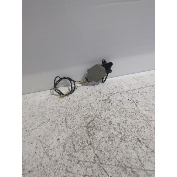 Recambio de motor apertura trampilla para land rover freelander i (l314) 2.0 td4 4x4 referencia OEM IAM 6NN00762601  