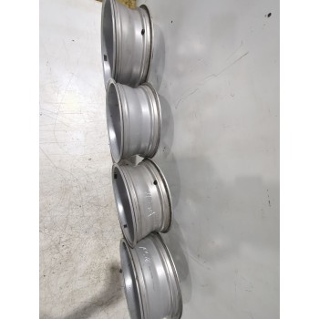 Recambio de juego llantas para toyota auris (_e15_) 1.6 (zre151_) referencia OEM IAM HL42801  