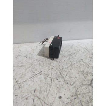 Recambio de pantalla multifuncion para land rover freelander i (l314) 2.0 td4 4x4 referencia OEM IAM 52010215C  